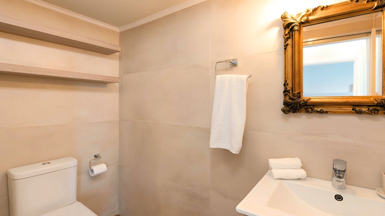 Photo of Bathroom in Skouloufia