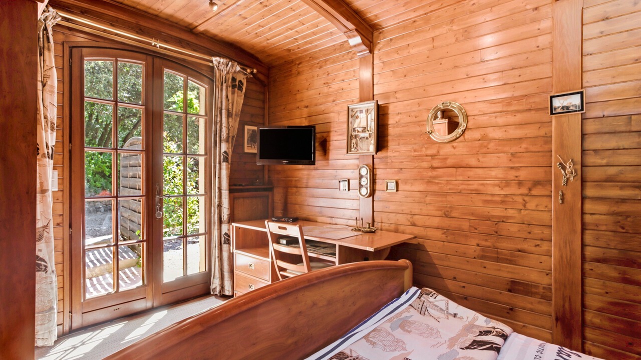 Photo of Bedroom in Trans-en-Provence