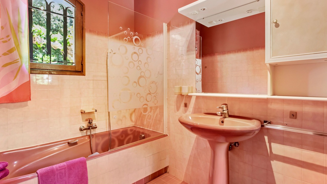 Photo of Bathroom in Trans-en-Provence