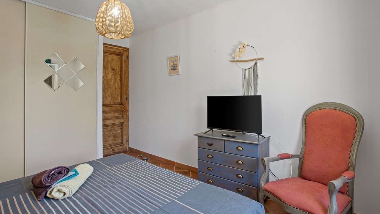 Photo of Bedroom in Saint-Maximin-la-Sainte-Baume