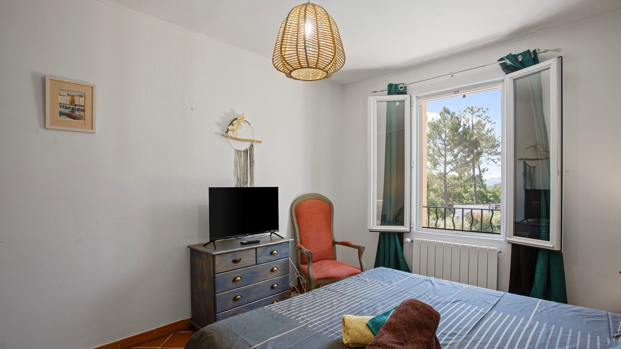 Photo of Bedroom in Saint-Maximin-la-Sainte-Baume