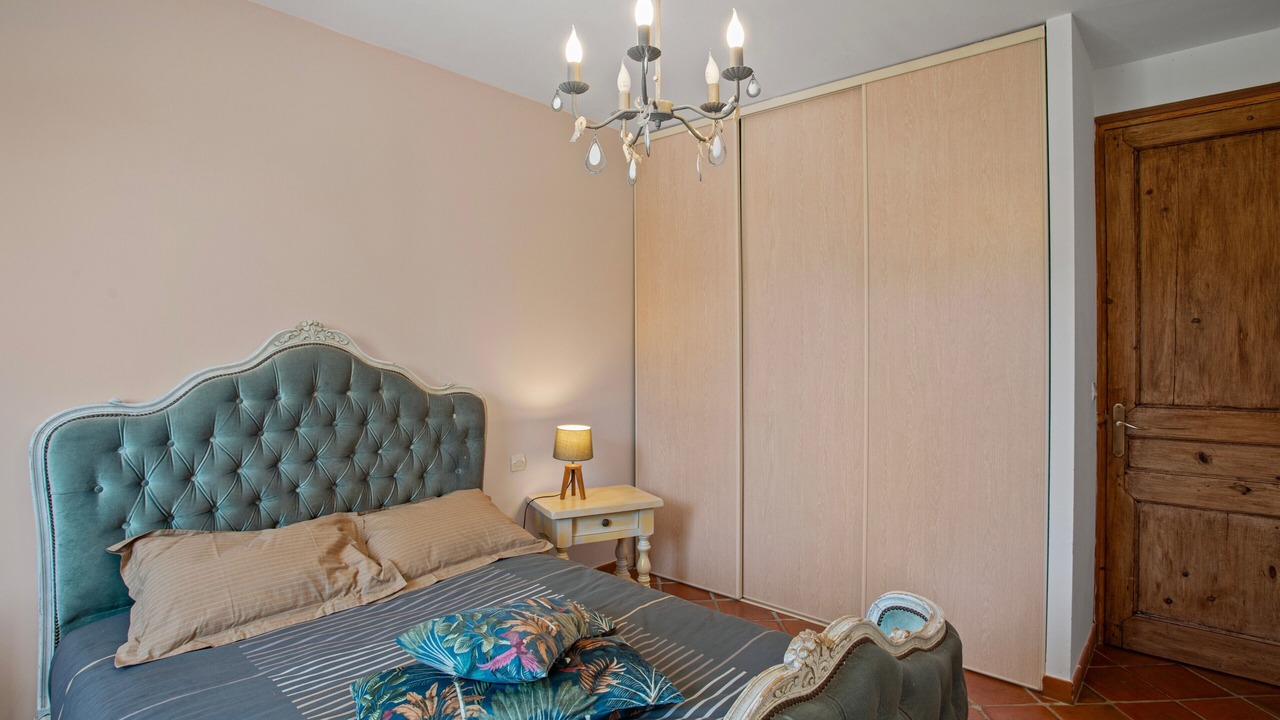Photo of Bedroom in Saint-Maximin-la-Sainte-Baume
