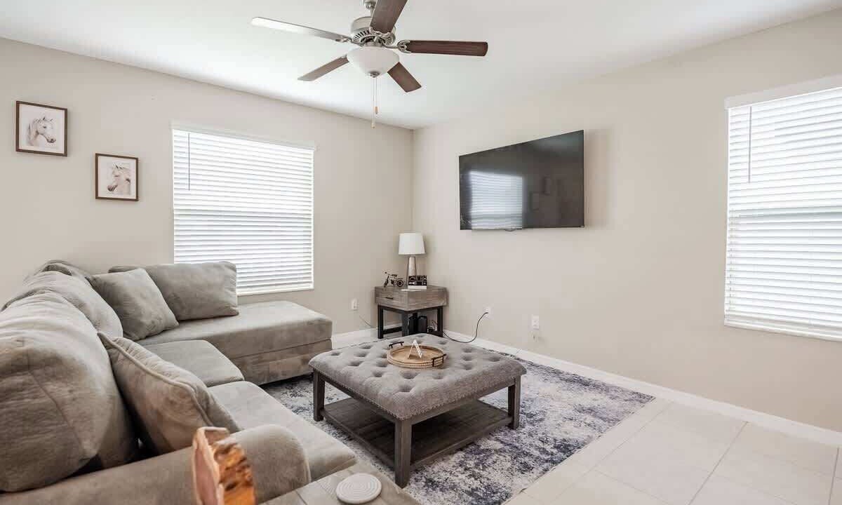 Photo of Livingroom in Fussels Corner