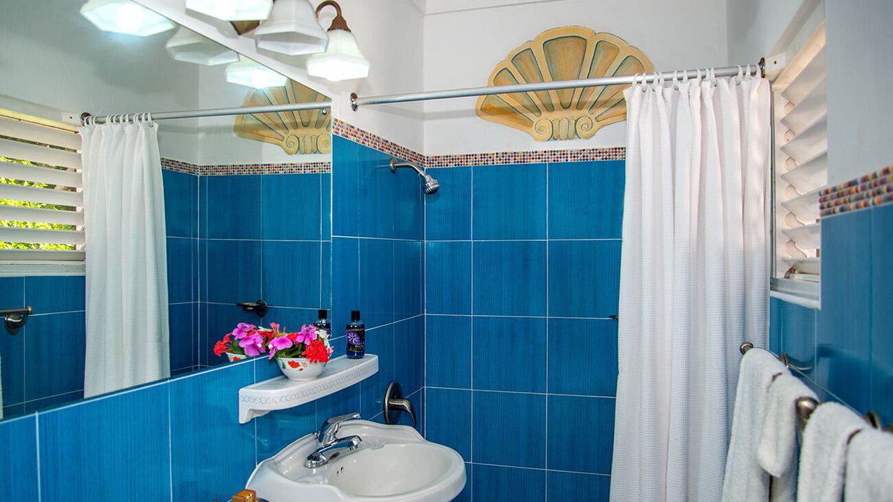 Photo of Bathroom in Silver Sands