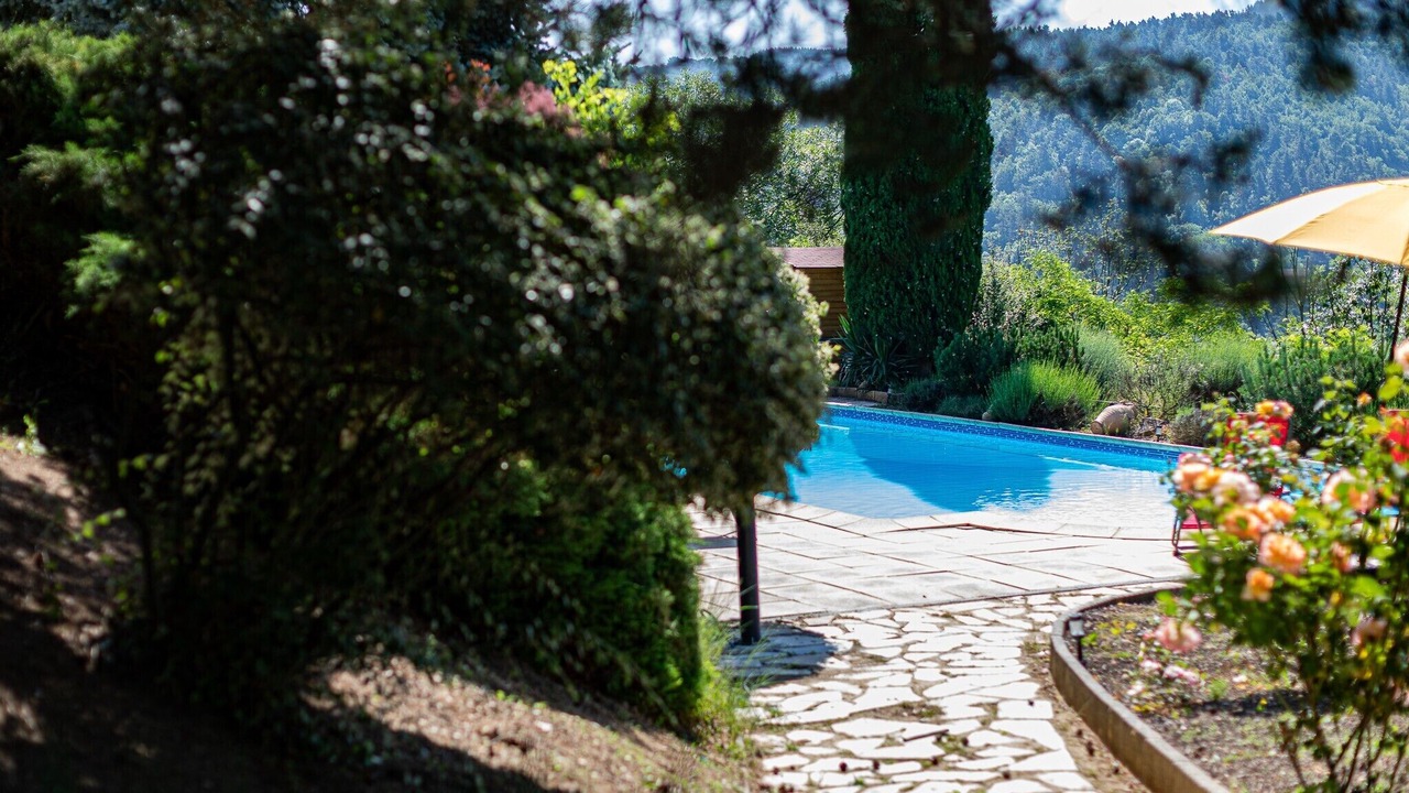 Photo of Outdoor in Colombier-le-Vieux