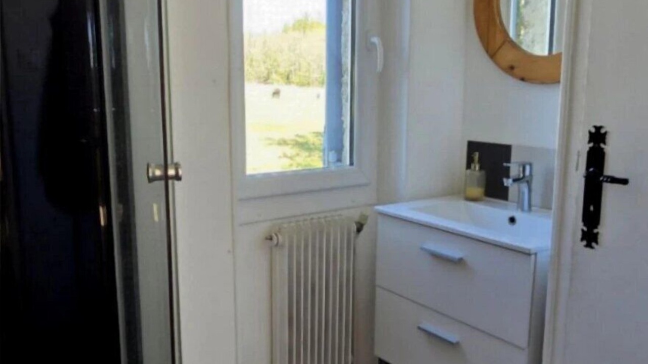Photo of Bathroom in Saint-Laurent-du-Verdon