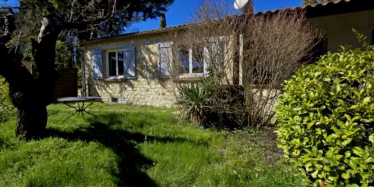 Photo of Outdoor in Saint-Laurent-du-Verdon