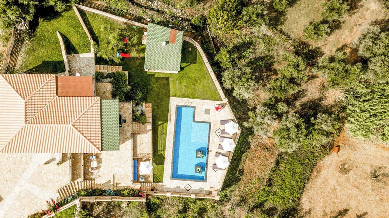 Photo of Outdoor in Neromilos