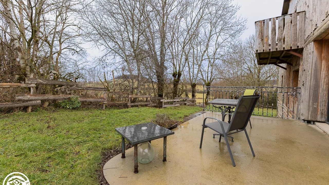Photo of Outdoor in Orcival