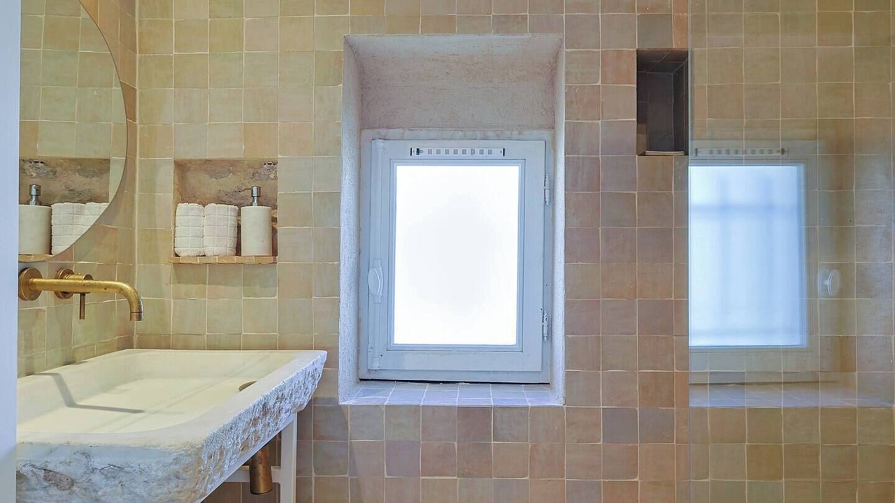 Photo of Bathroom in Ollioules