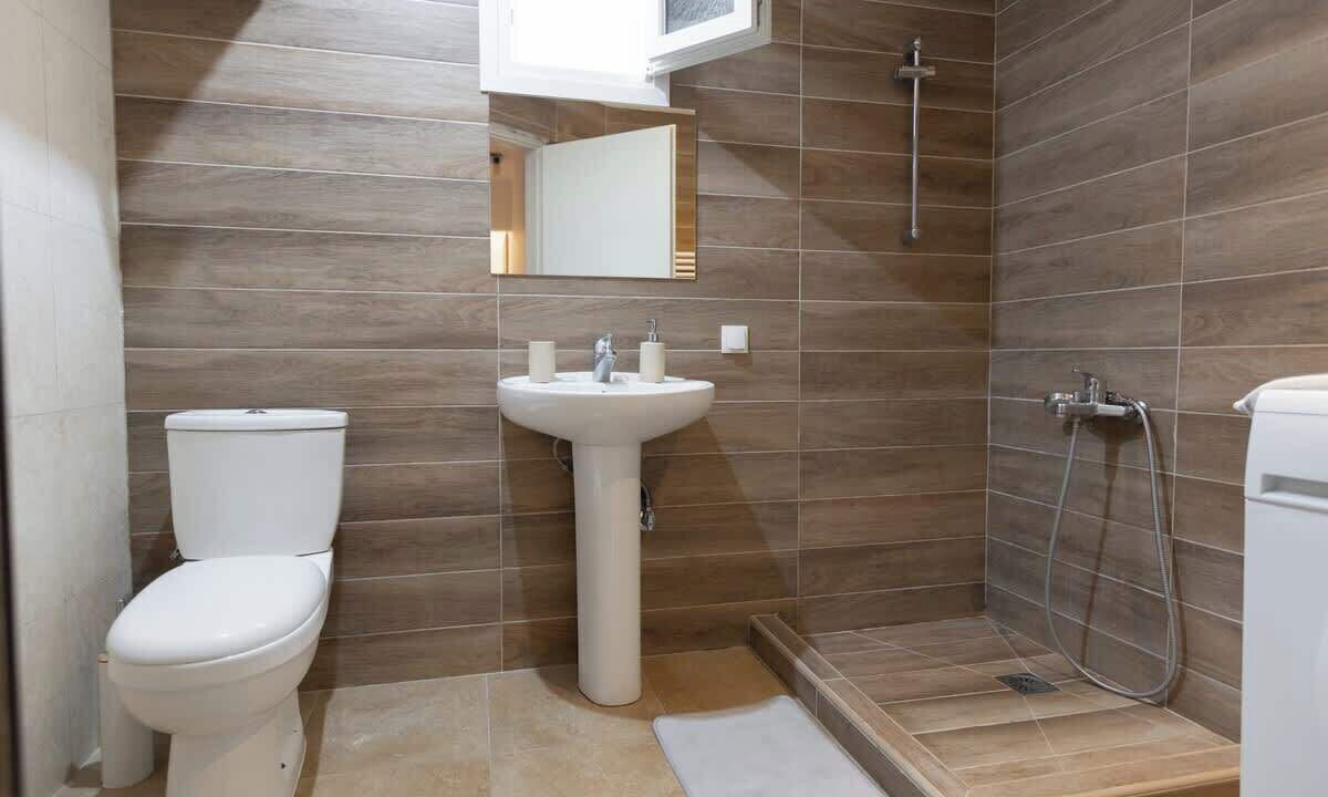 Photo of Bathroom in Neapoli-Sykies