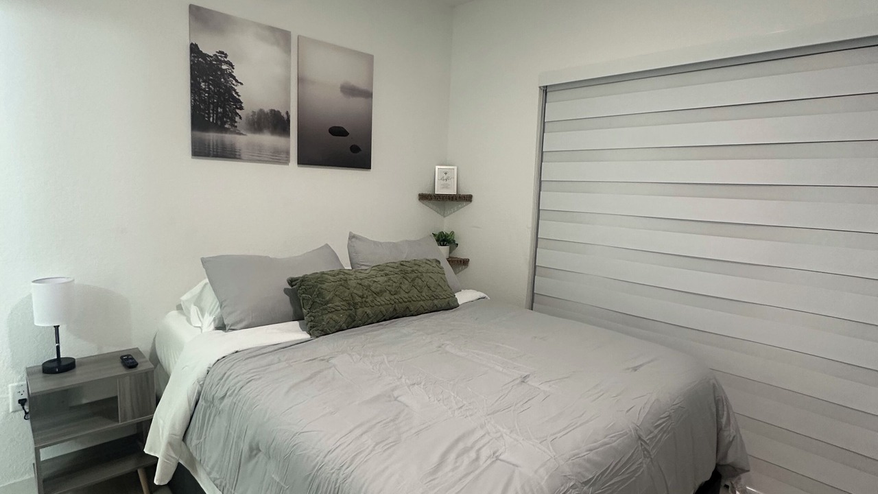 Photo of Bedroom in Florida City