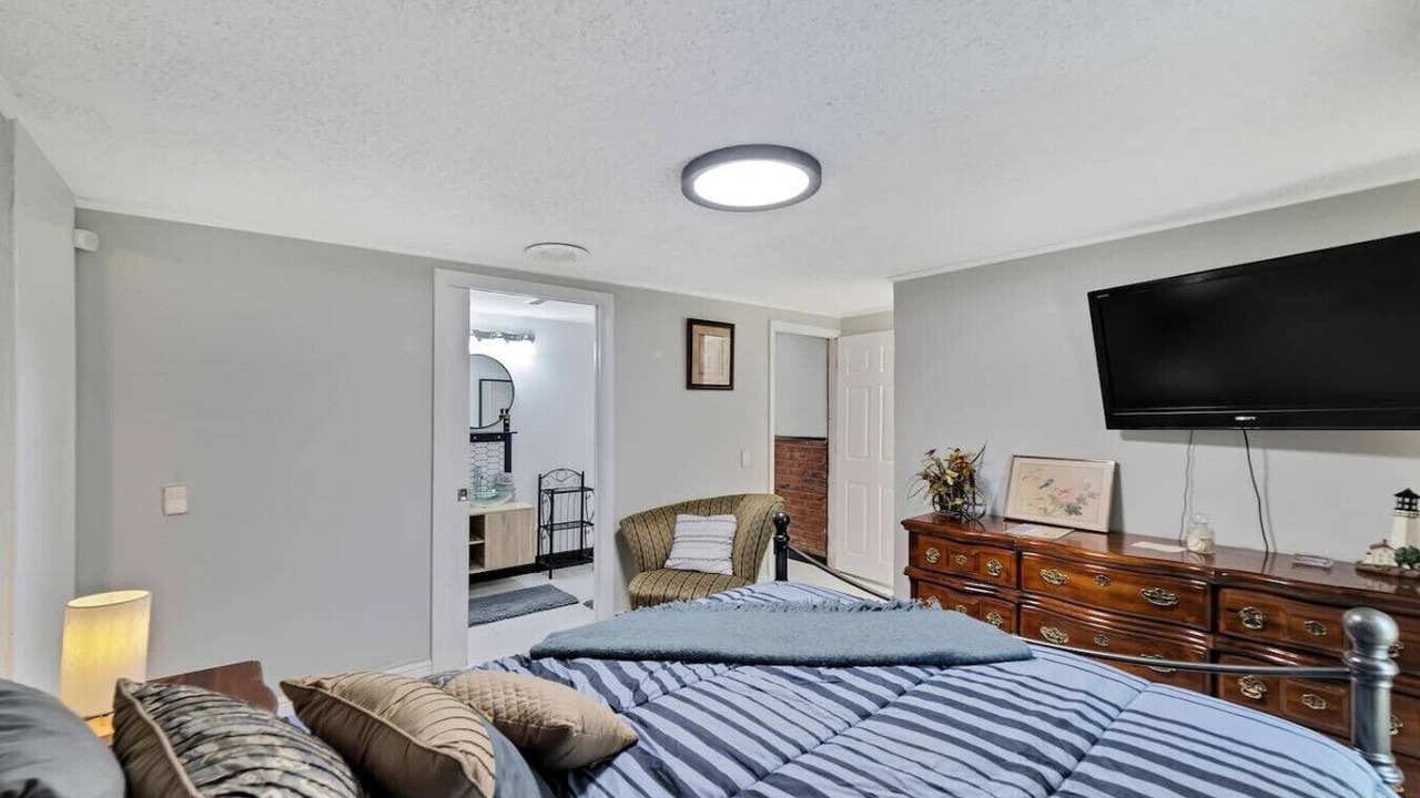 Photo of Bedroom in Greater Palm River Point CDC