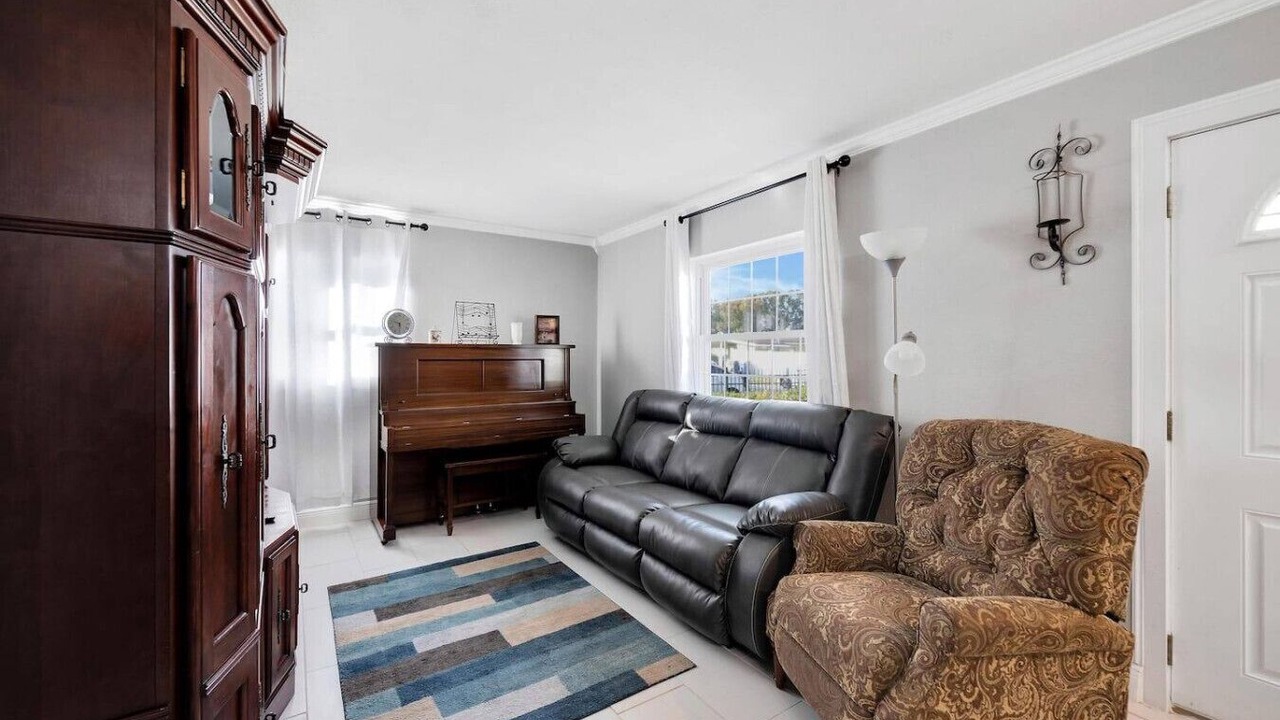 Photo of Livingroom in Greater Palm River Point CDC