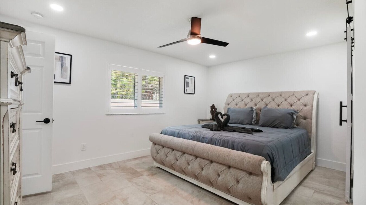 Photo of Bedroom in Limona Improvement