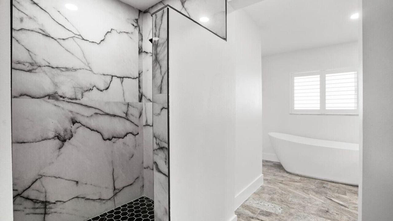 Photo of Bathroom in Limona Improvement