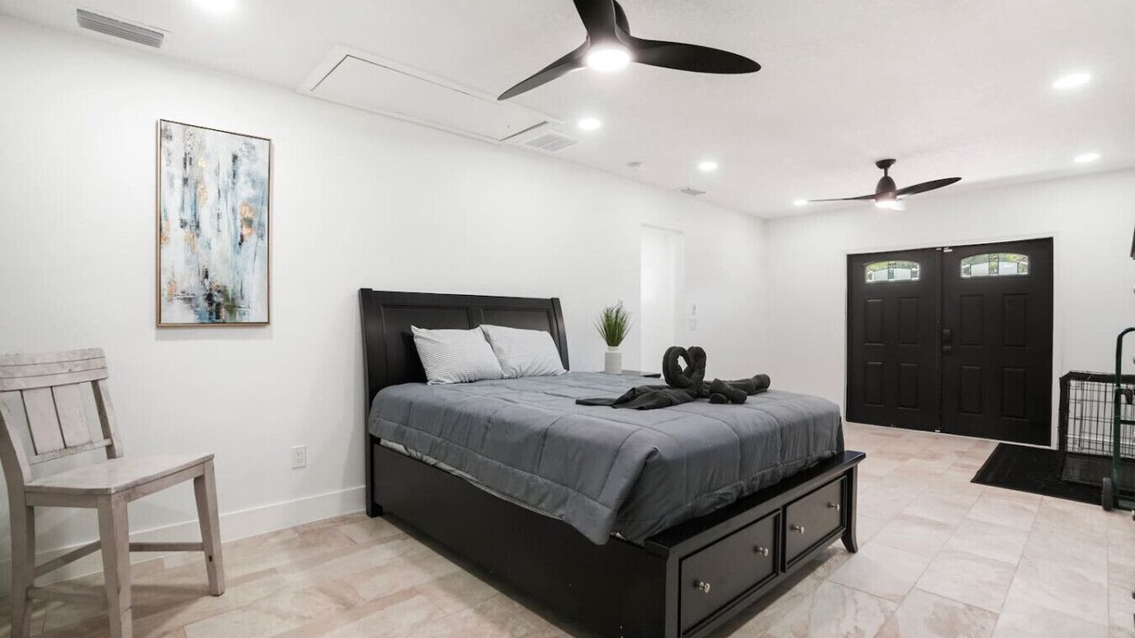 Photo of Bedroom in Limona Improvement