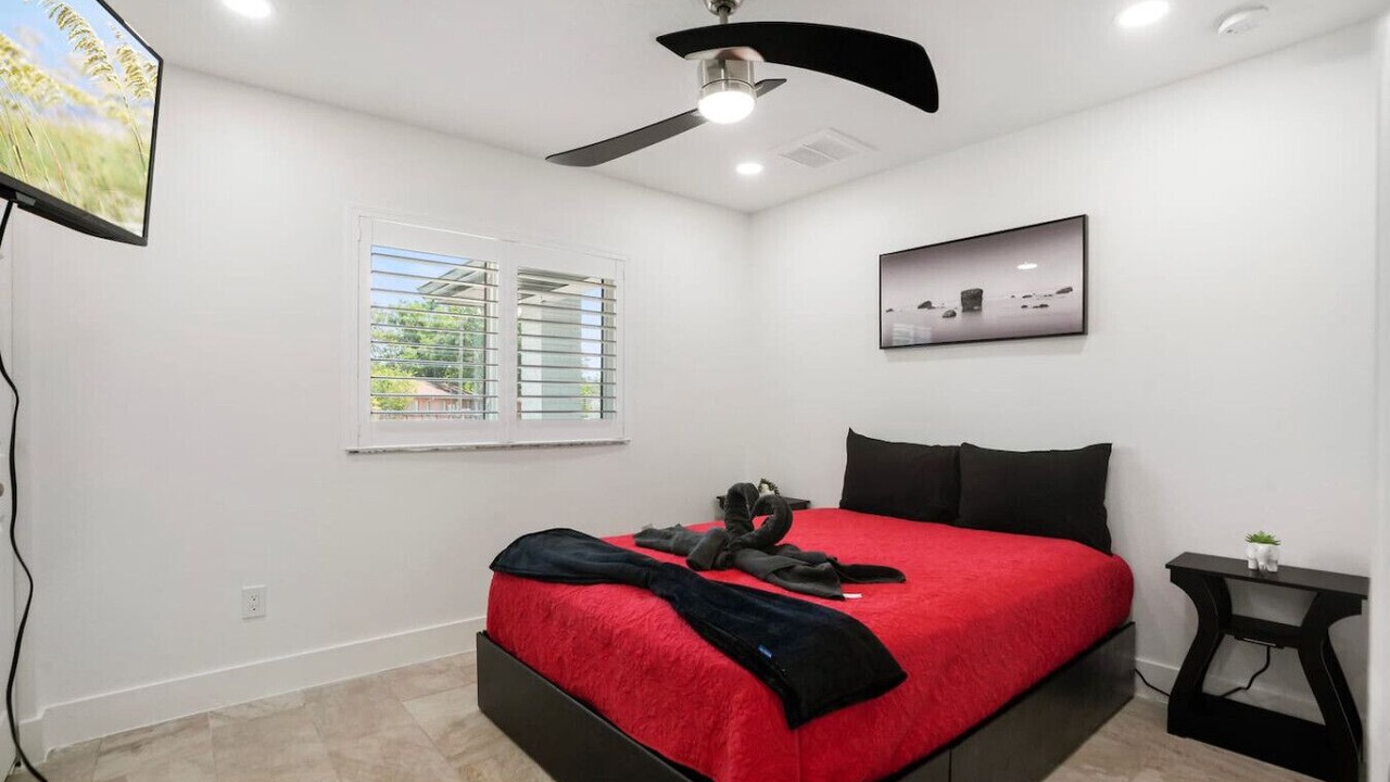 Photo of Bedroom in Limona Improvement