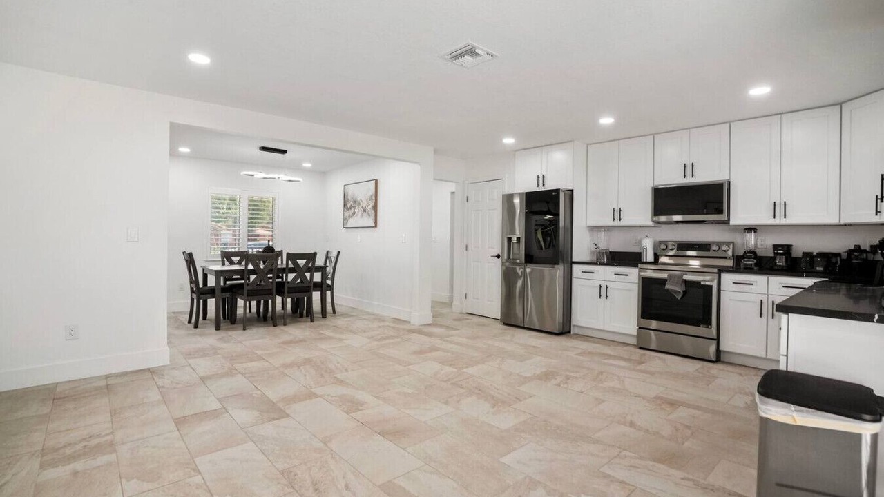 Photo of Kitchen in Limona Improvement