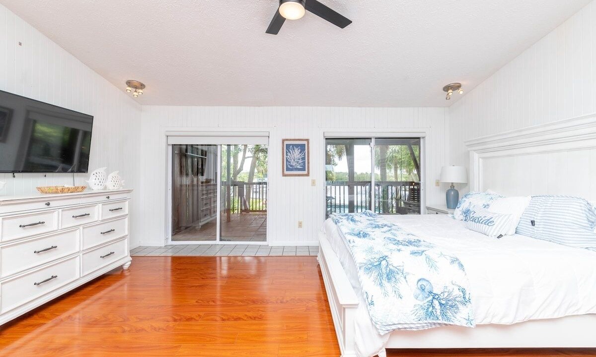 Photo of Bedroom in Riverview