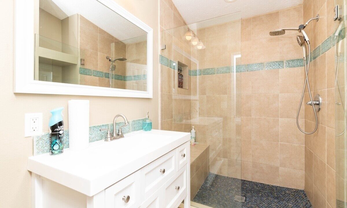 Photo of Bathroom in Riverview