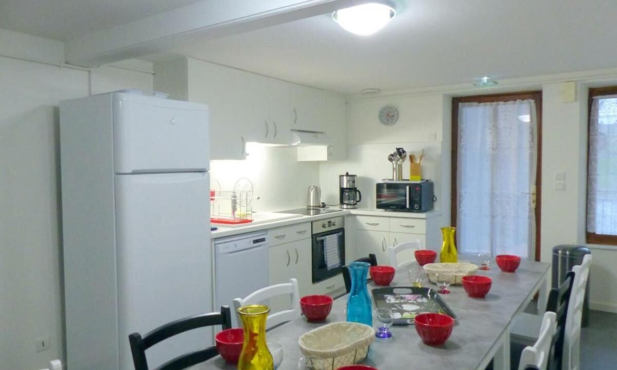 Photo of Kitchen in Louroux-de-Bouble