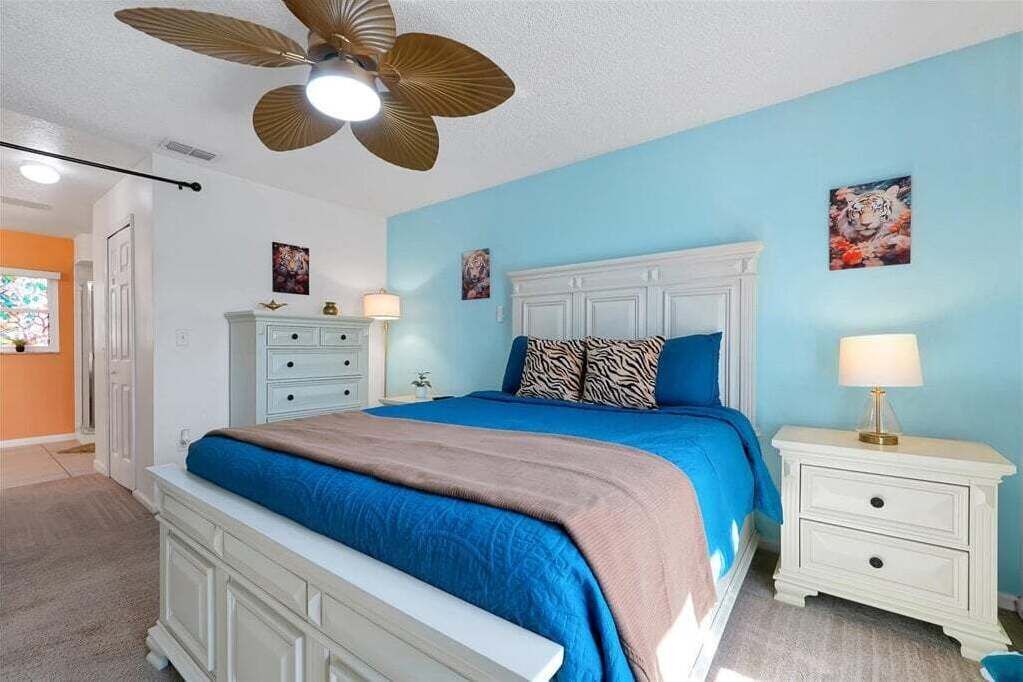 Photo of Bedroom in Crescent Lakes