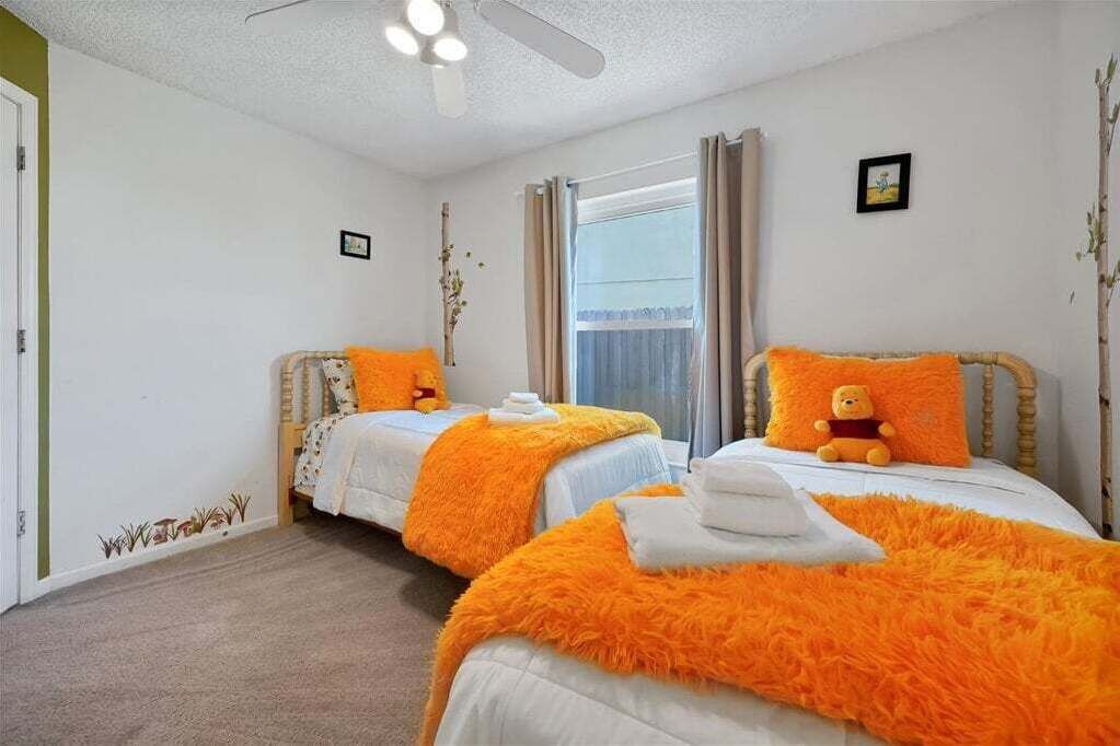 Photo of Bedroom in Crescent Lakes