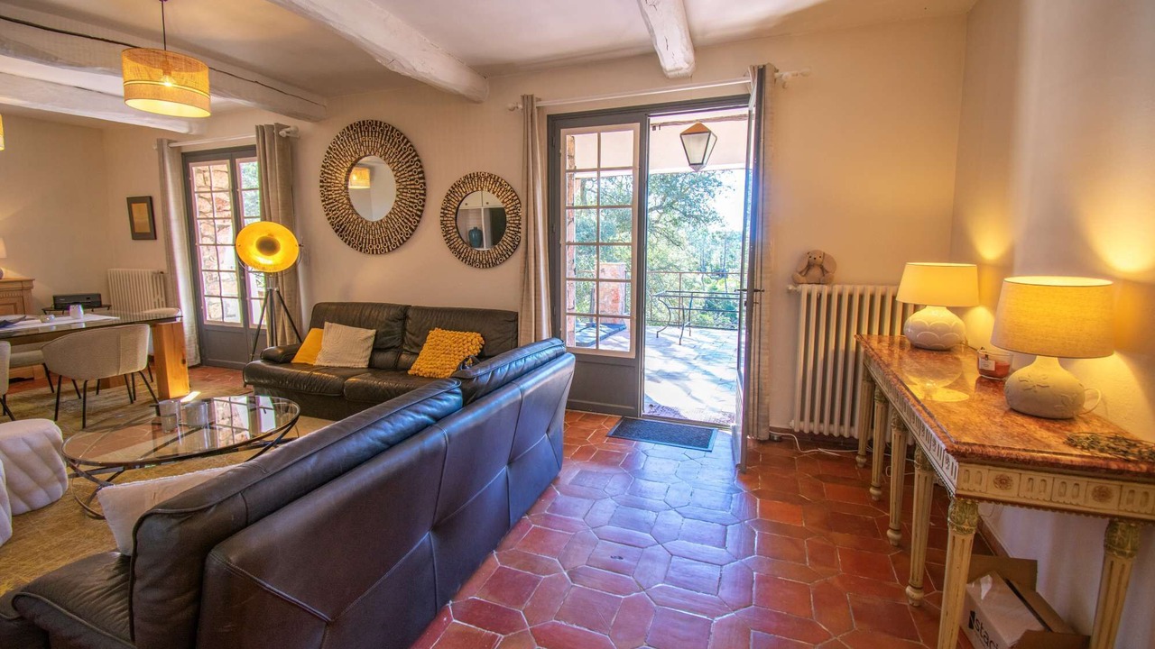 Photo of Livingroom in Saint-Paul-en-Foret