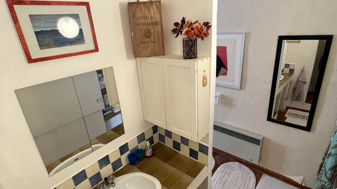 Photo of Bathroom in Rians