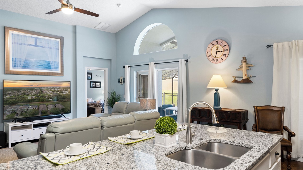 Photo of Livingroom in Legacy Park