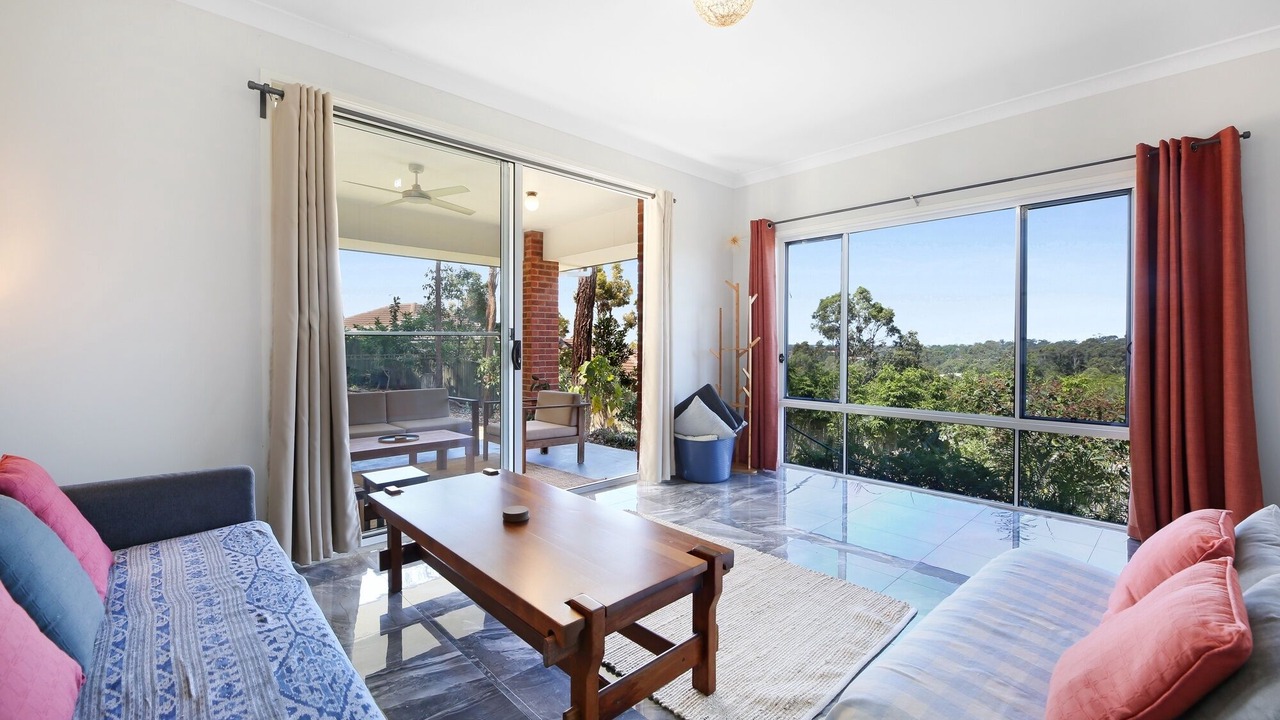 Photo of Livingroom in Upper Coomera