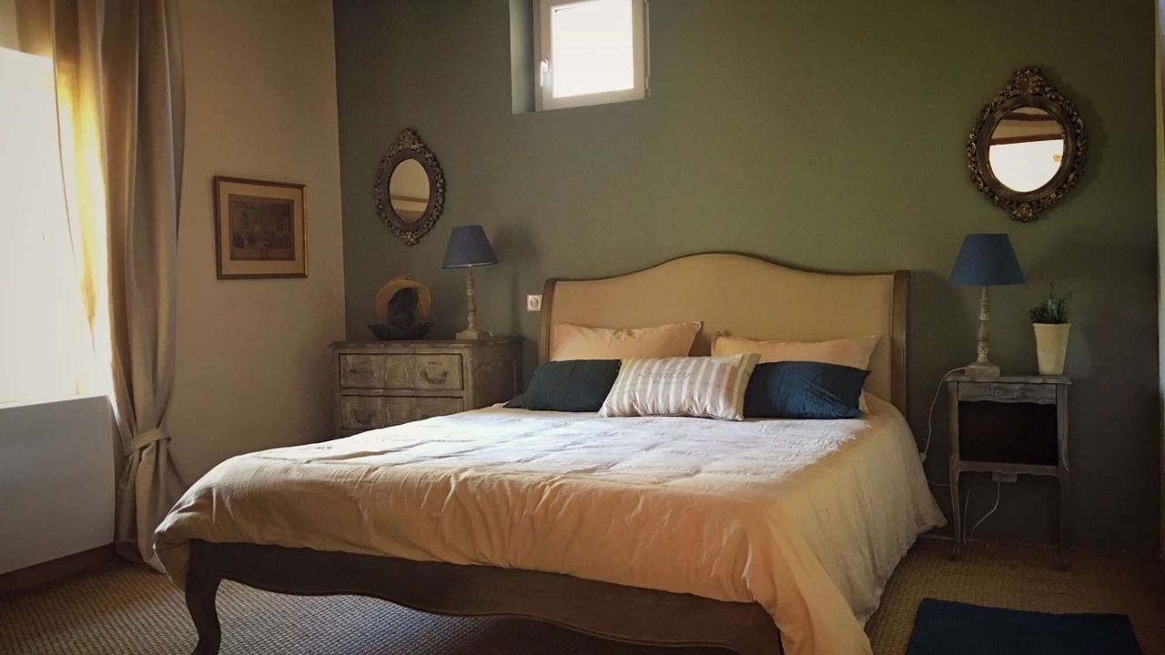 Photo of Bedroom in Velleron