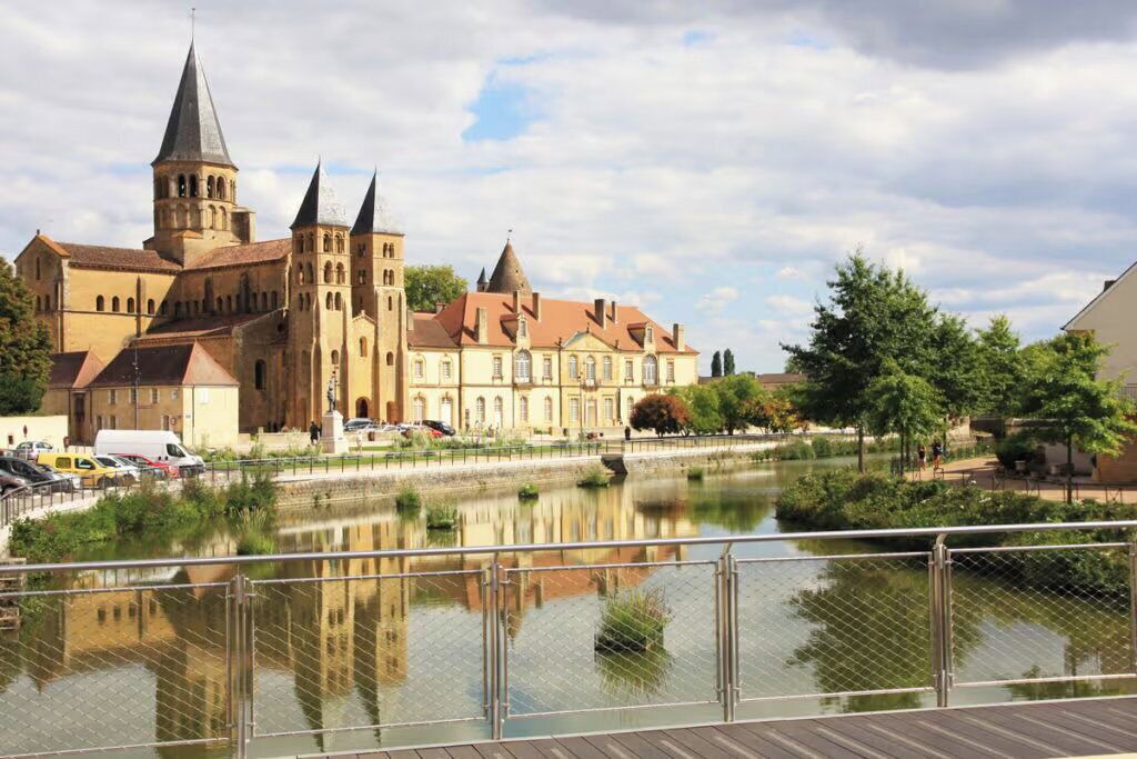 Photo of Others in Paray-le-Monial