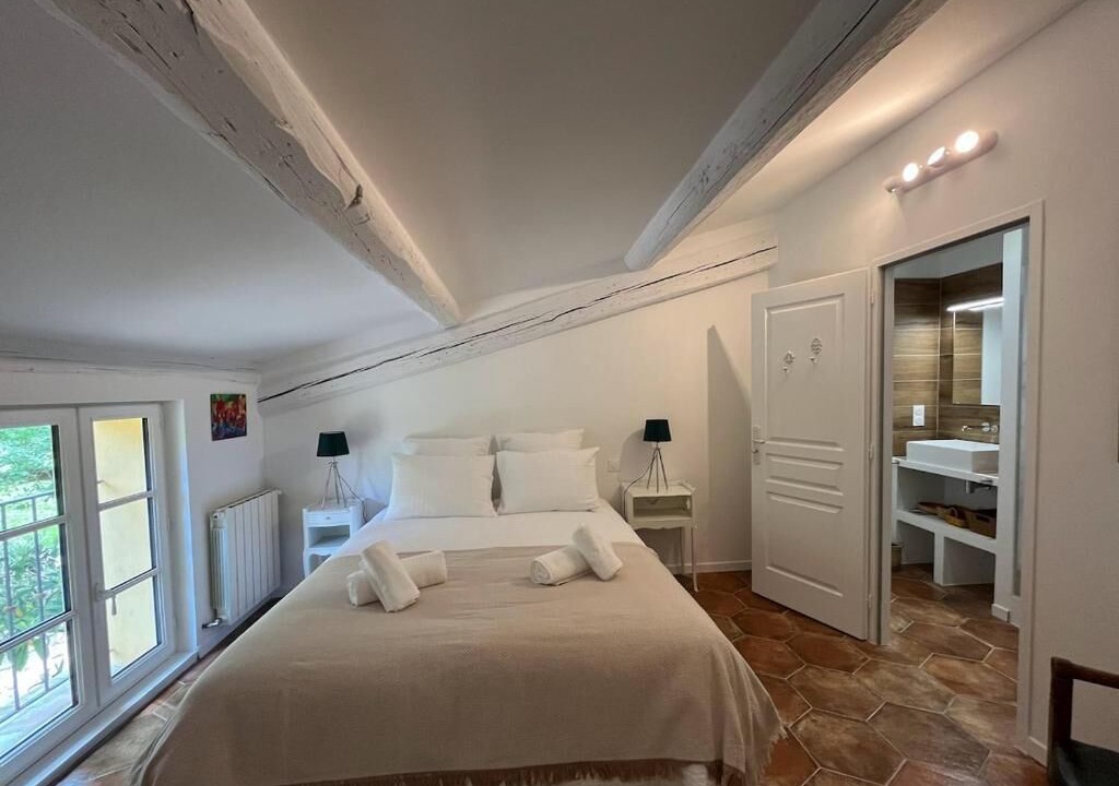 Photo of Bedroom in Neoules