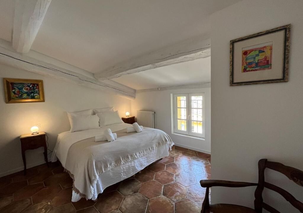 Photo of Bedroom in Neoules