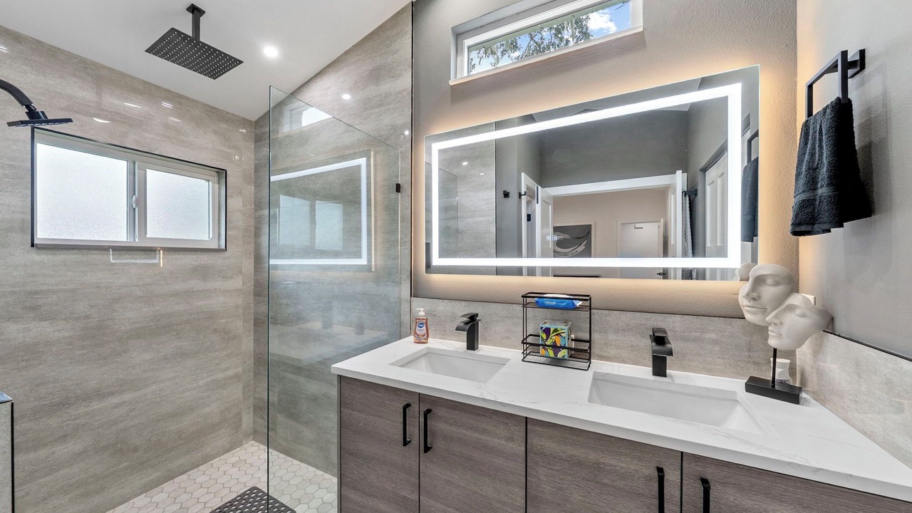 Photo of Bathroom in Temple Terrace