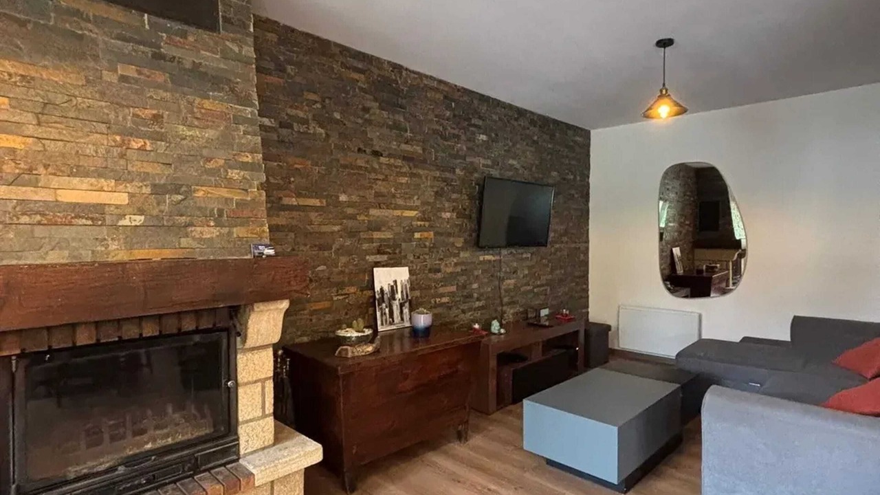 Photo of Livingroom in Meaulne-Vitray