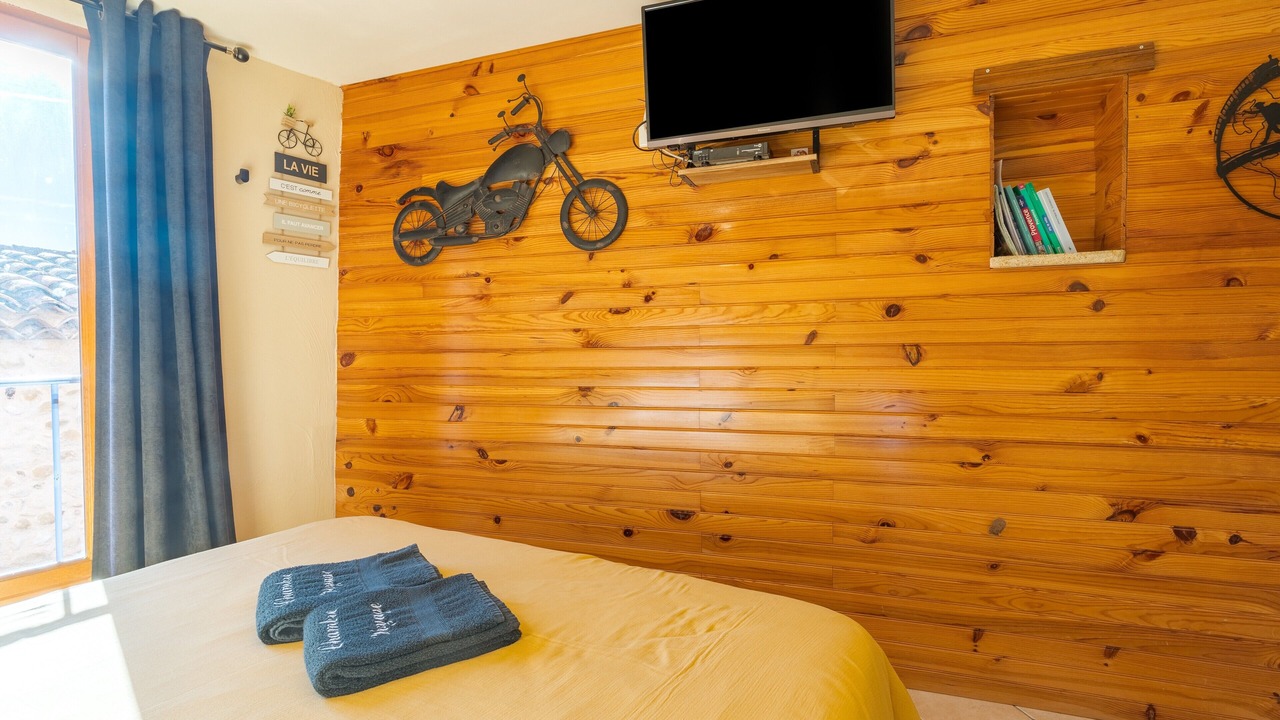 Photo of Bedroom in Sainte-Croix-du-Verdon
