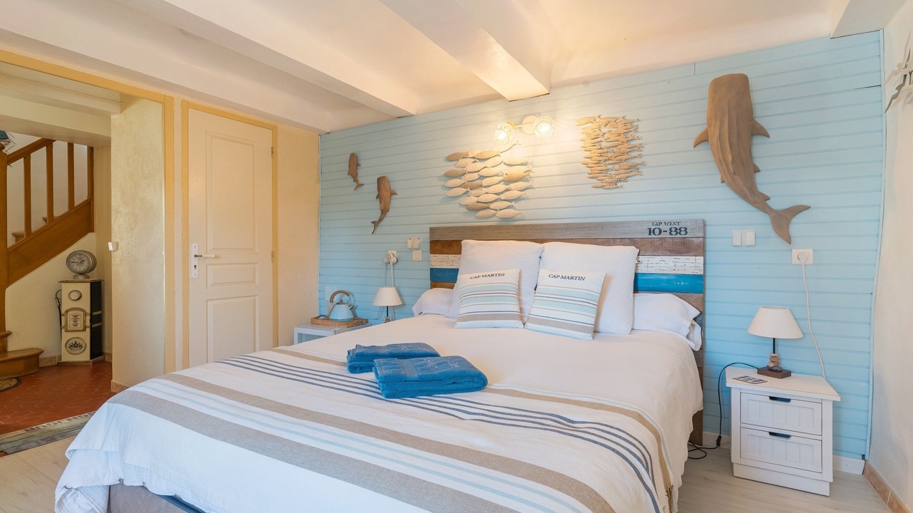 Photo of Bedroom in Sainte-Croix-du-Verdon