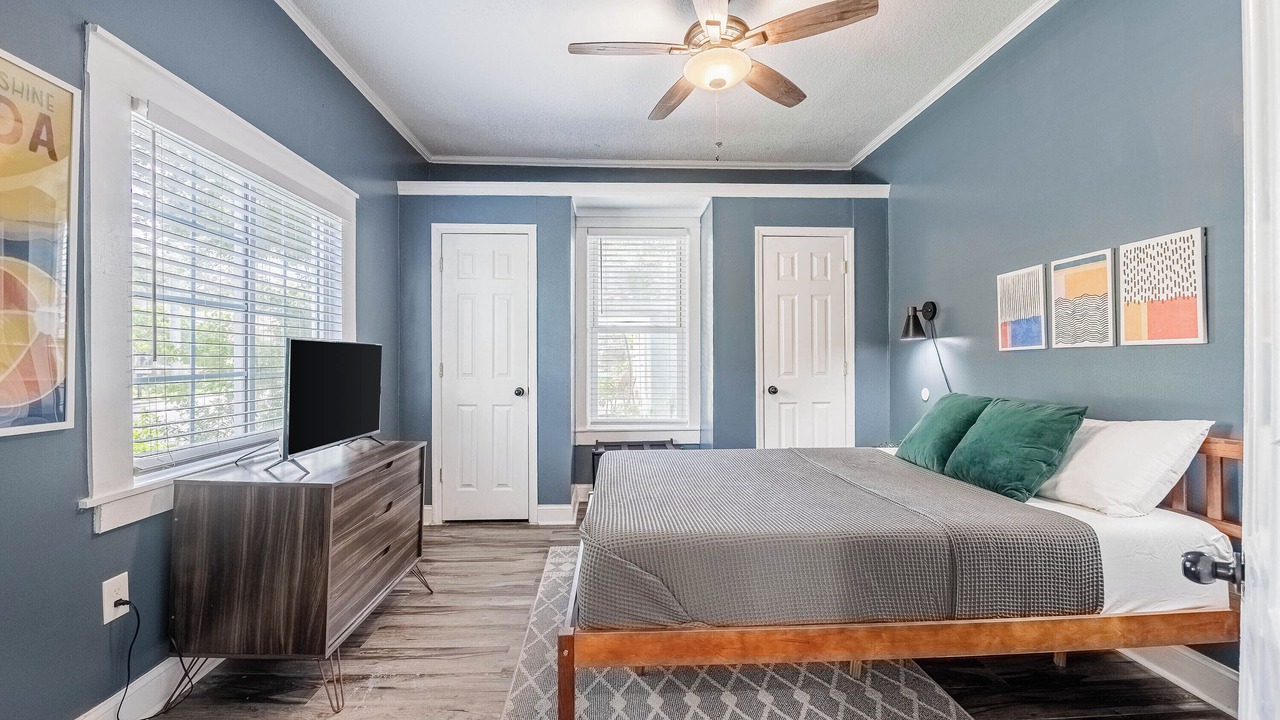 Photo of Bedroom in Dixieland