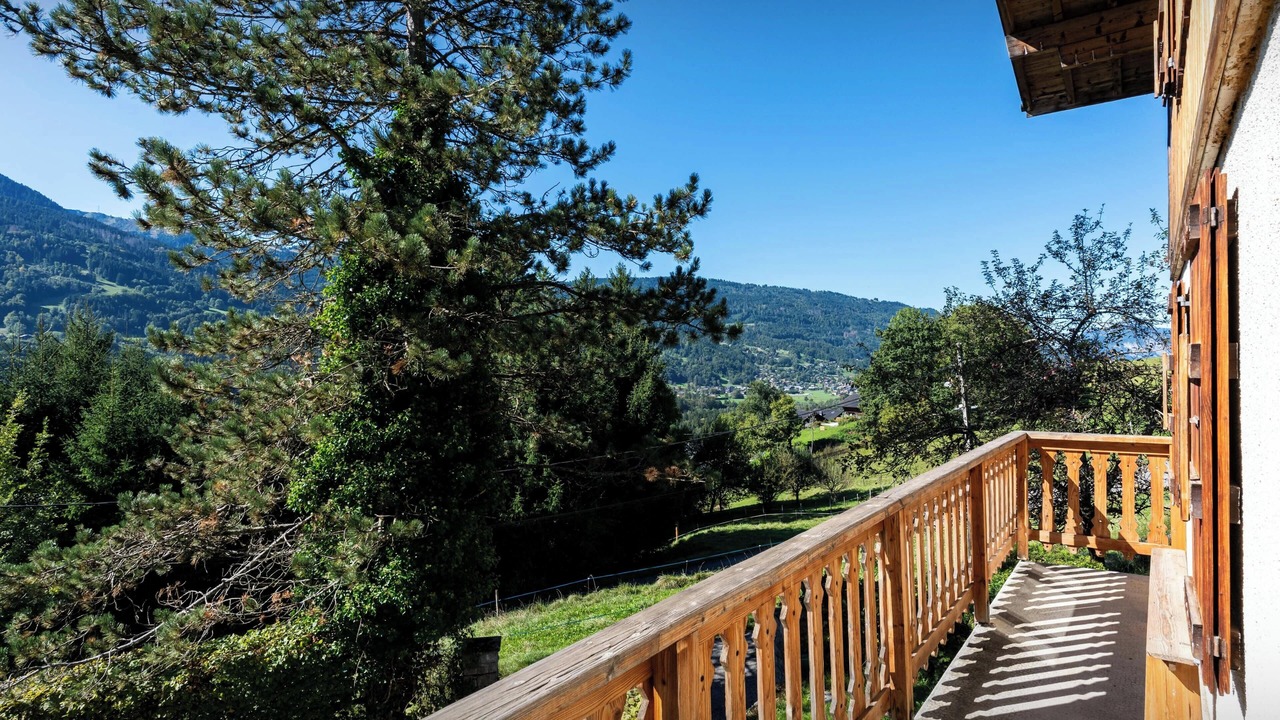 Photo of Patio Balcony in Samoens
