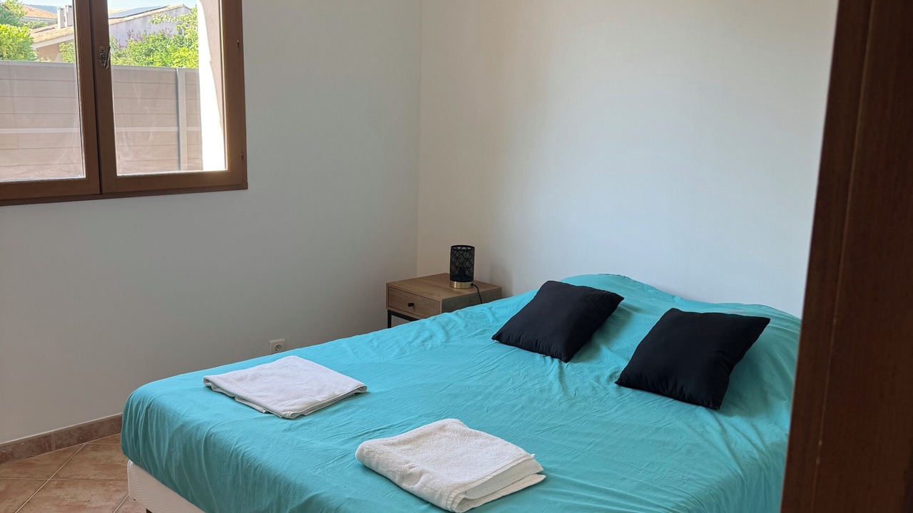 Photo of Bedroom in Saint-Cyr-sur-Mer