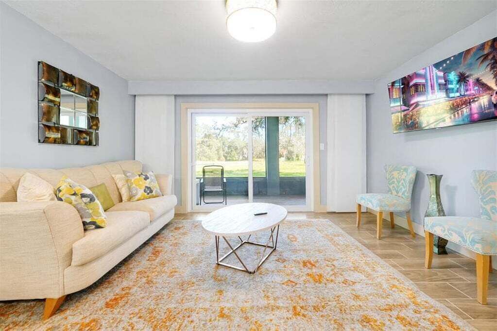 Photo of Livingroom in Haines City