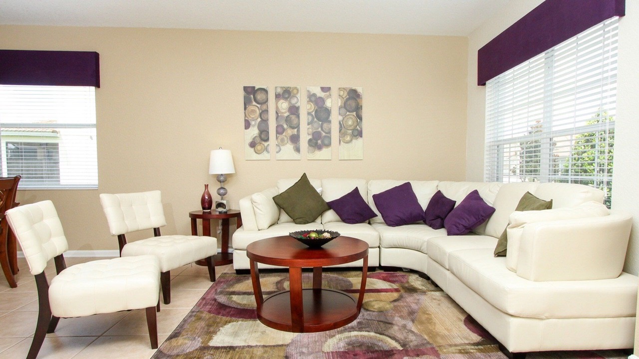 Photo of Livingroom in Windsor Hills