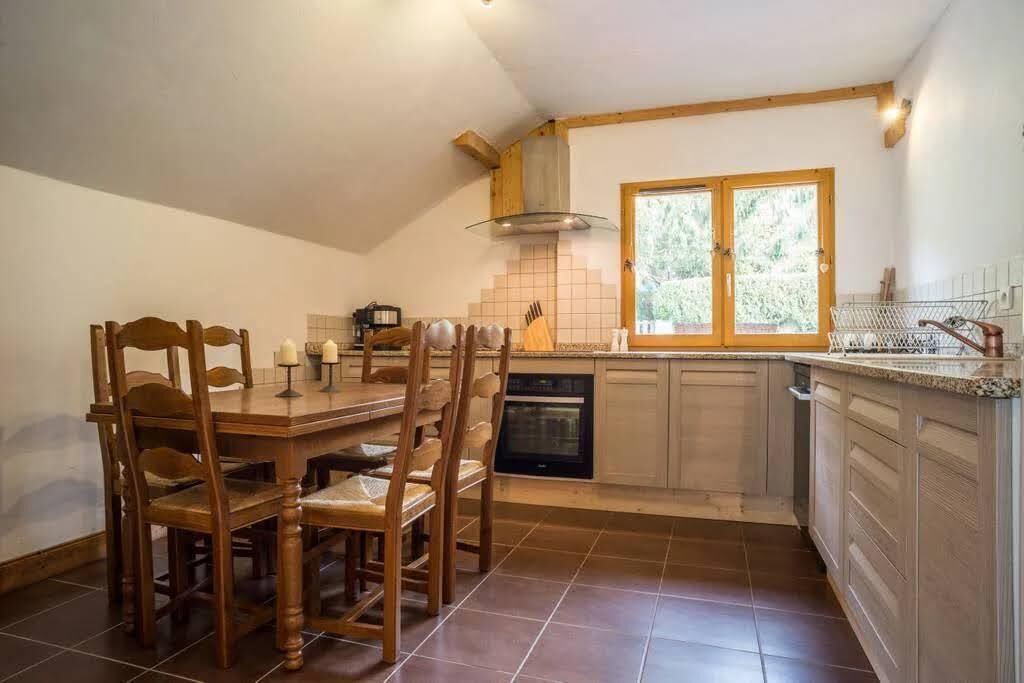 Photo of Kitchen in Saint-Jean-dʼAulps