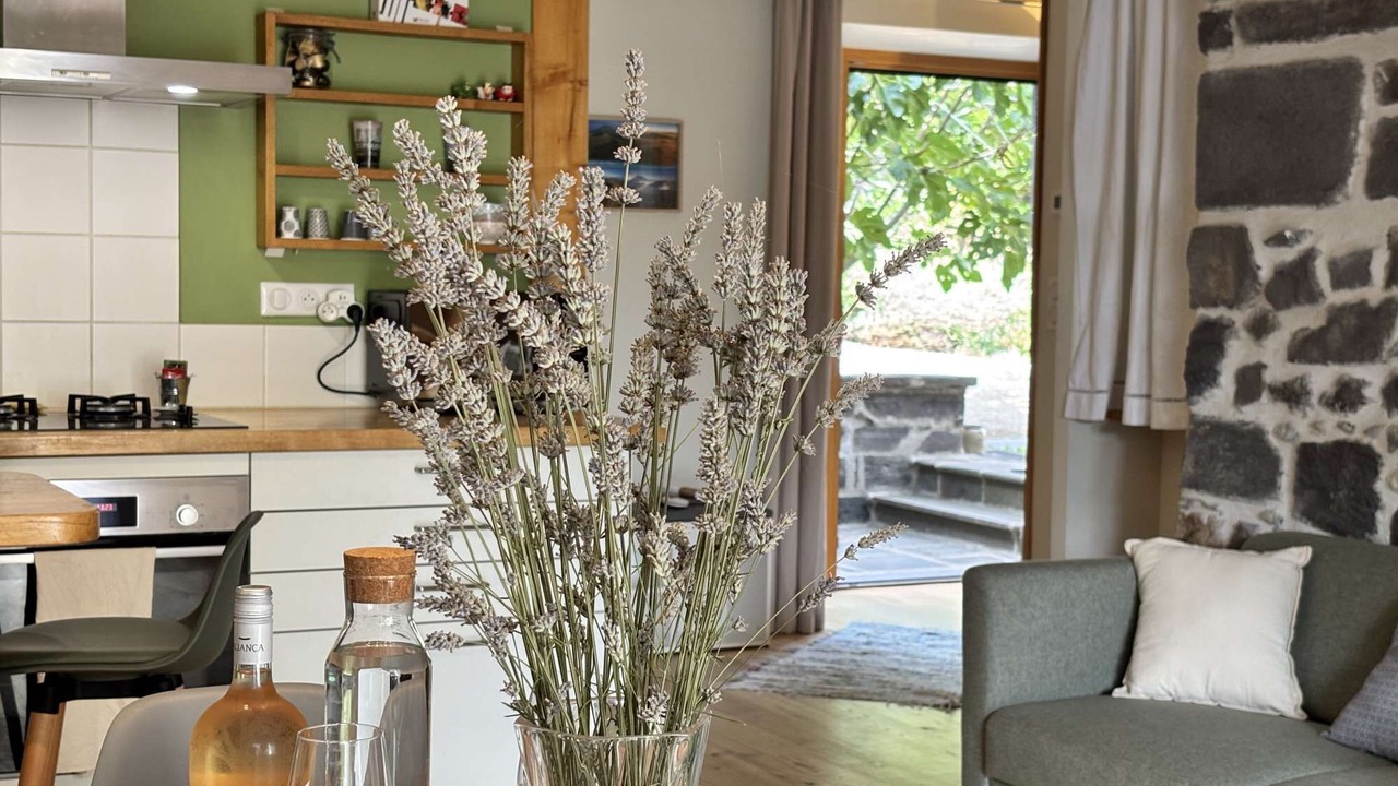 Photo of Livingroom in Volvic
