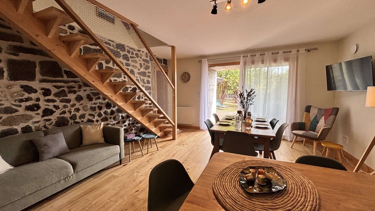 Photo of Livingroom in Volvic