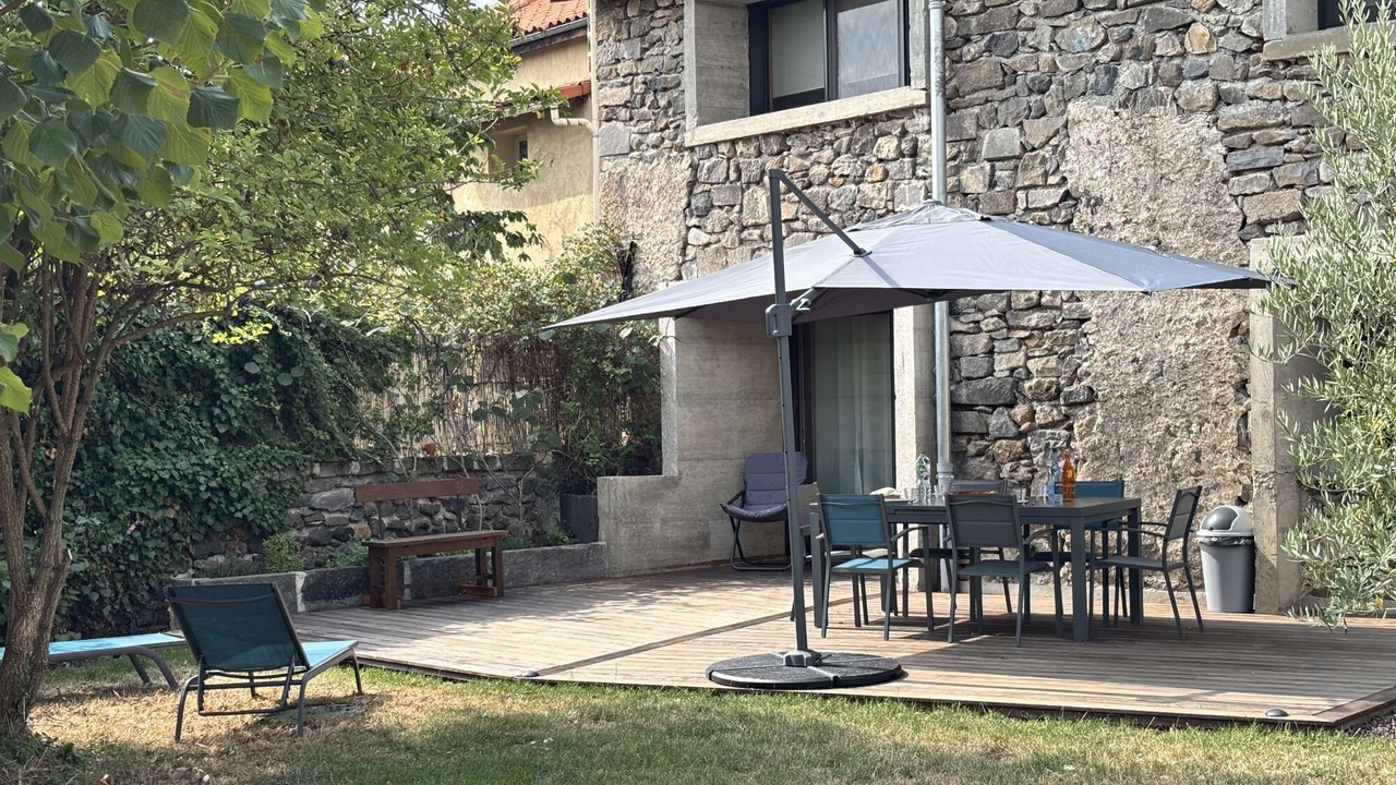 Photo of Outdoor in Volvic