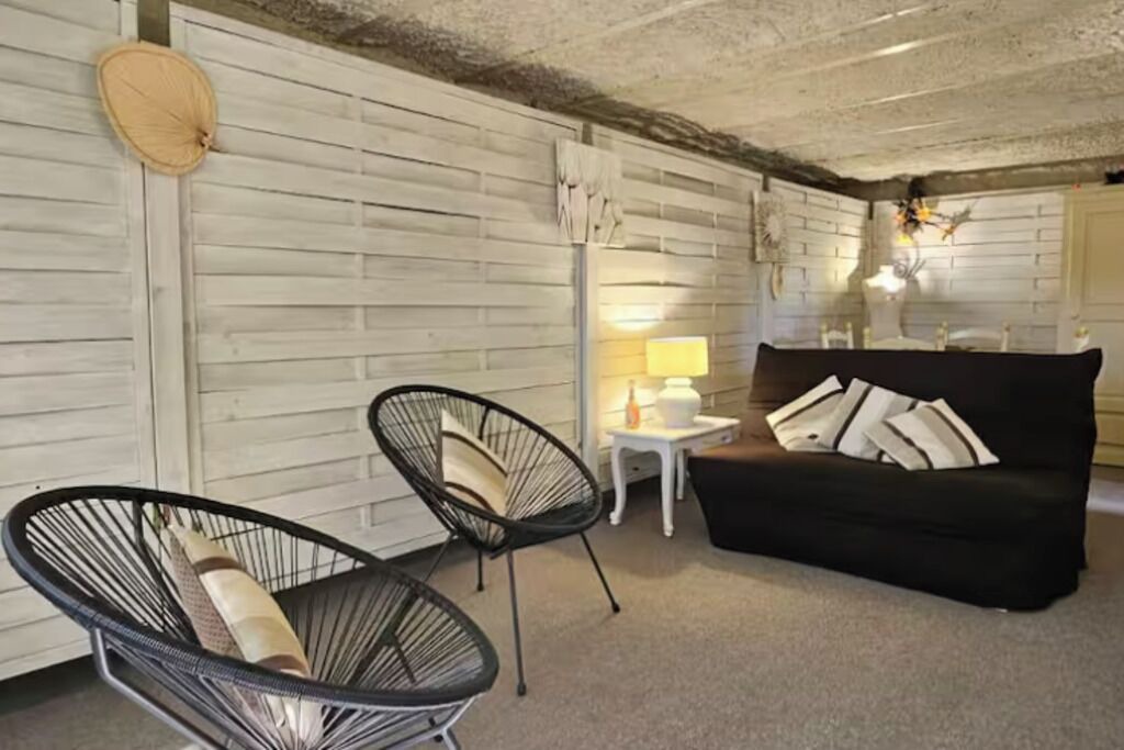 Photo of Livingroom in Pourcieux